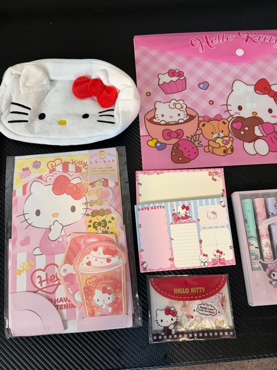 Other - ✨Hello Kitty Sanrio Stationery Set Lucky Scoops